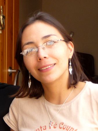 Adriana ESLAVA est une jeune colombienne de 29 ans. Au sein de notre mosaïque, elle représente l&#39;organisme Pax Christi, partenaire important de Mosaïques. - Adriana2